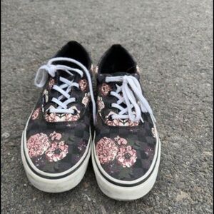 Super cute women’s vans.